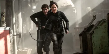 Demi Raih Box Office, MOCKINGJAY PART 1 Rilis 2 Trailer Sekaligus