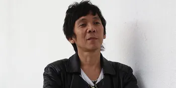 Demi Sang Anak, Bimbim Slank Berhenti Merokok dan 'Minum'