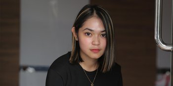 Demi Sepatu Sneakers Idaman, Regina Poetiray Rela Terbang ke Jepang