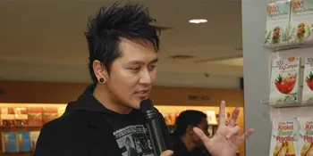 Demian Aditya Jadi Vokalis Samsons?