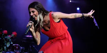Dengerin Album Christina Perri Gratis Sebelum Dirilis? Bisa!