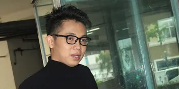 Derita Sinus, Russel Miracle Nekat Aksi di Aquarium