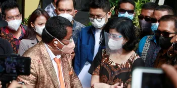 Desiree Tarigan Buka-Bukaan Tentang Peliknya Hubungan Rumah Tangga Pada Hotman Paris Secara Eksklusif