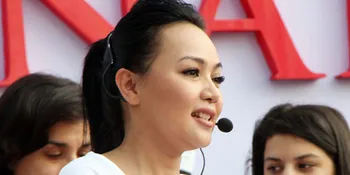 Dewi Gita dan Mario Kahitna Goyang Dangdut di London