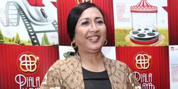 Dewi Irawan, Tak Kalah Muda Dari Para Pemain RUNAWAY