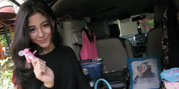 Kembaran Dewi Perssik Ini Ternyata Paham dan Kenal Budaya Wayang!