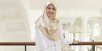 Dhini Aminarti Bagikan Tips Agar Tetap Istikamah dalam Berhijab
