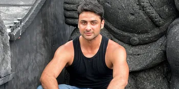 Di Jalanan Jakarta, Rohit Bhardwaj Lakukan Aksi 'Gila' &#38; Ekstrem