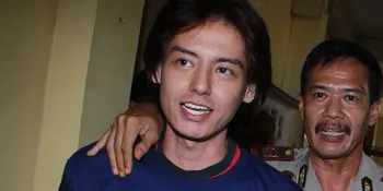 Di Tahanan, Roger Danuarta Tetap Cute