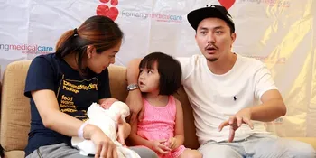 Dian Ayu Lestari Lahirkan Anak ke-2, Omesh Tak Kuasa Tahan Tangis