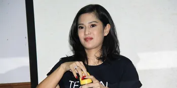 Dian Sastro, Antara Rawat Anak Dan Tawaran Main Film