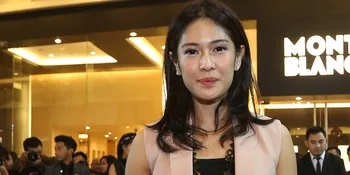 Dian Sastro Berbakat Jadi Tukang Potong Rambut?