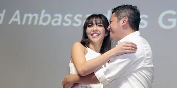 Diberi Surprise Ultah, Gading Marten Cium Pipi Gisel