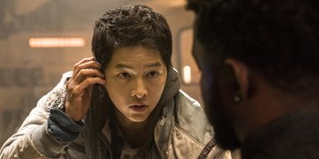 Dibintangi Song Joong Ki - Kim Tae Ri, Netflix Siap Tayangkan Film Sci-Fi Korea Terbaru 'SPACE SWEEPERS'