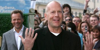 Didiagnosis Menderita Afasia, Aktor Bruce Willis Mundur dari Karier Akting