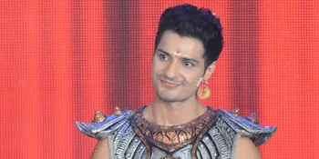 Digosipkan Punya Anak, Vin Rana Malah Jadian Dengan Nita Sofiani?