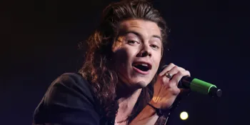Digosipkan Terkena Penyakit Seksual, Ini Jawaban Harry Styles