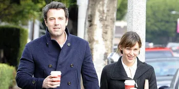 Dikabarkan Hamil Anak Ke-4, Jennifer Garner &#38; Ben Affleck Rujuk?