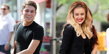 Dikabarkan Pacaran, Joey Essex Akui Pernah Cium Perrie Edwards