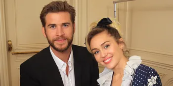 Dikabarkan Sudah Menikah, Cincin Liam Hemsworth Ternyata ...