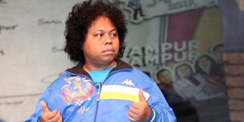 Dikunjungi Artis, Makam Budi Anduk Telah Dipasangi Papan Nisan