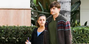 Dimabuk Cinta, Ashton Kutcher Ketagihan Seks Dengan Mila Kunis