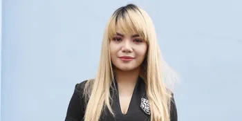 Dinar Candy Jual Bra Bekas Seharga Rp100 juta, Yang Nawar Sampai Malaysia