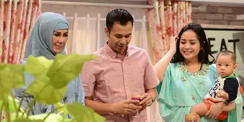 Dinner Bareng Amy Qanita di Singapura, Gigi Pamer Senyum Manis