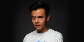 Dion Wiyoko Kagumi Kecantikan Wanita-Wanita Jepang