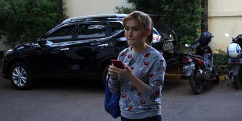 Dipenjara Karena Penipuan, Angela Lee Tak Bisa Hadiri Pemakaman Ibunda