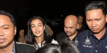 Diperiksa 4,5 Jam di Polda, Atiqah Hasiholan Dapat 16 Pertanyaan Terkait Hoax Ibunya