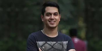 Dipersembahkan Untuk Ayah &#38; Ibu, Kevin Julio Tambah Tato Baru