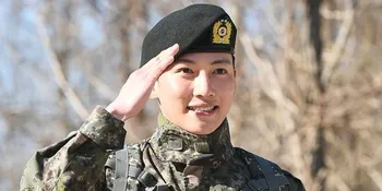 Disambut Fans, Gantengnya Ji Chang Wook Selesai Wajib Militer Hari Ini