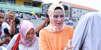 Disebut Sudah Jadi Tersangka, Status Angel Lelga Korban Salah Ketik?