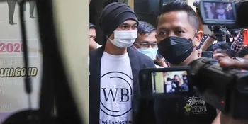 Ditangkap Karena Narkoba, Beredar Foto Anji dan Barang Bukti Ganja Saat Diamankan Pihak Kepolisian