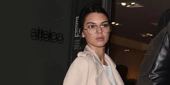 Ditanya Soal Justin Bieber, Kendall Jenner Acungkan Jari Tengah!