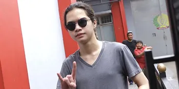 Ditanya Soal Kebebasan Ahmad Dhani, Dul Jaelani Memilih Untuk Bungkam