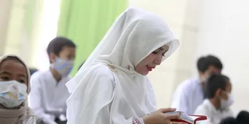 Ditanya Soal Kelanjutan Proses Taarufnya, Roro Fitria: Jangan Bilang Gagal Dong