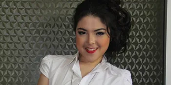 Ditanya Soal Pacar, Tina Toon Tertawa