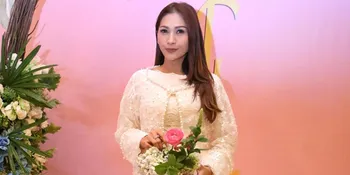 Ditanya Soal Perceraiannya dengan Mehdi Zati, Ini Tanggapan Tata Janeeta