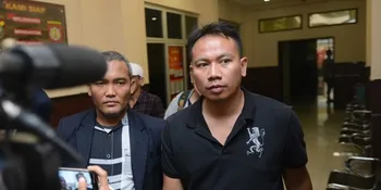 Ditetapkan Jadi Tersangka, Vicky Prasetyo Tulis Kalimat Menyentuh untuk Anaknya