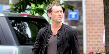 Ditinggal Jude Law, Sang Mantan Malah Lahirkan Bayi