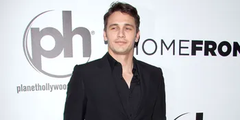 Dituding Tiduri Lindsay Lohan, James Franco Curhat Lewat Cerpen