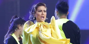 Dituduh Lakukan Tarik Benang Agar Tirus, Jawaban Agnez Mo Bikin Ngakak
