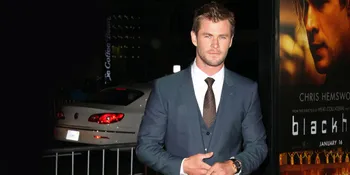 Ditunda Desember, Masih Lama Lihat Chris Hemsworth Melawan Paus