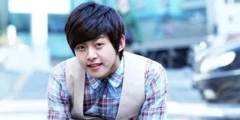 Dongho Eks U-KISS, Idola Korea Paling Muda Yang Jadi Ayah