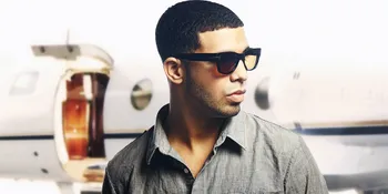 Drake Dituntut Uang Sebesar 3 Miliar, Kenapa?