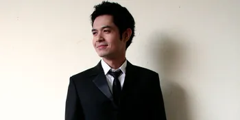 Dude Harlino Iringi Wisnu - Shireen Sejak Pacaran Sampai Nikah