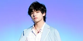 Duduk Aja Ganteng, V BTS Bikin Gagal Fokus &#38; Jadi Nominasi Wajah Tertampan Dunia 2019