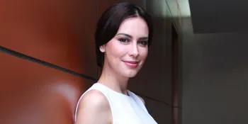 Dukung Kekasih, Sophia Latjuba Ikut Ariel &#38; NOAH ke Hongkong